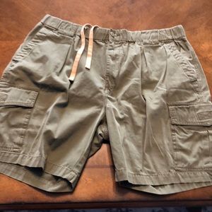Tommy Bahama 8” cargo shorts, elastic waist with inside tie